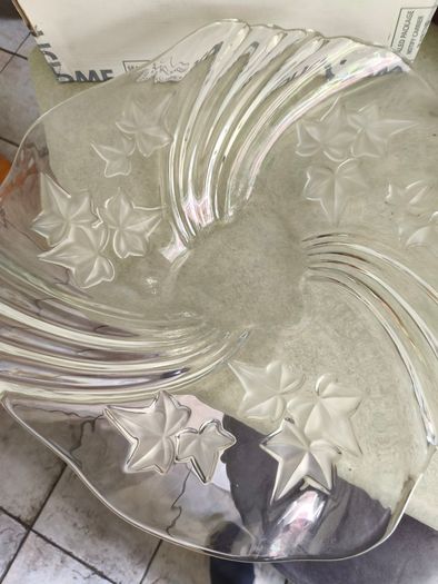 Mikasa Crystal swirl bowl / Christmas plate / decorative plate