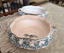 Wedgewood -Semi Royal Worcester