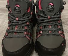 Kids Gelert Waterproof Hiking Boots, Size UK 11, EU 29