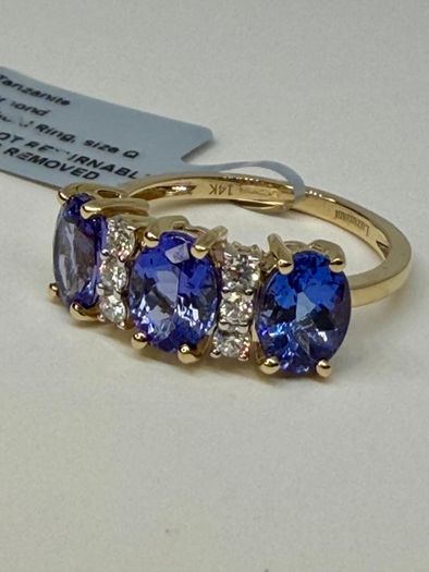 Gold 14K (585) Yellow Gold AAA Tanzanite & Lab Grown Diamond