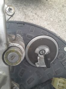 honda hornet 600 ignition petrol cap and seat lock
