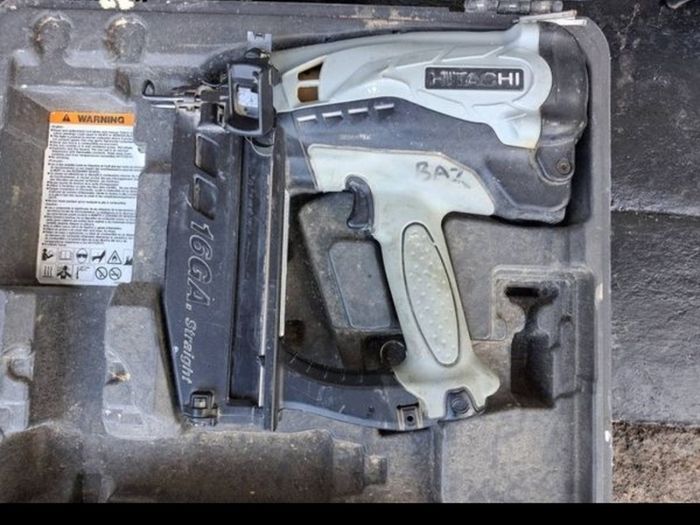 Hitachi nailgun