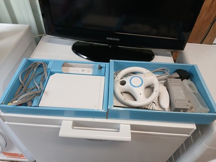 Boxed Nintendo Wii Mario Kart Pack
