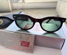 Ray-Ban Wayfarer Oval RB2242
