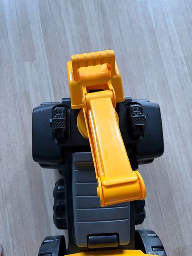 Ride On Megablocks digger