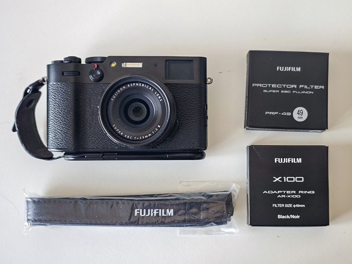 Fujifilm X100V