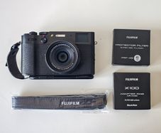 Fujifilm X100V