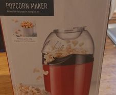popcorn maker