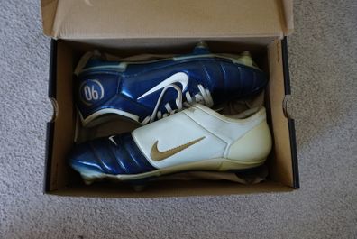 Football Boots Nike Air Zoom Total 90 III Navy/White (2004) Size 11UK SG
