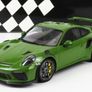 Porsche 911 GT3 RS 1/111 Minichamps 1/18 New in Box Image 4