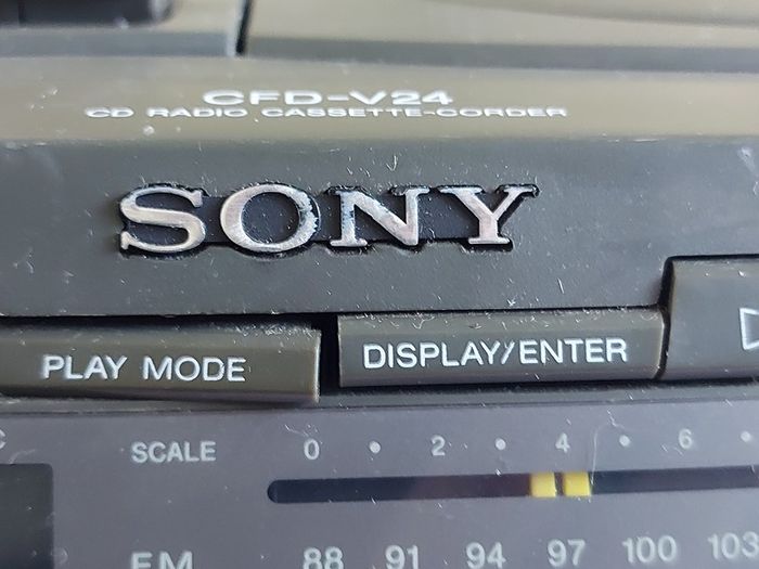 SONY CD Radio Cassette-Corder, Model No. CFD-V24, All working fine and in very good condition for its age