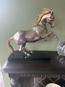 horse statue