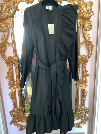Peter O'Brien ruffle coat , new, size S
