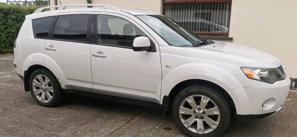Mitsubishi Outlander 2010 2.0d Intense Model