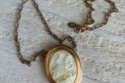 Vintage Hand Carved Mother of Pearl Cameo Pendant