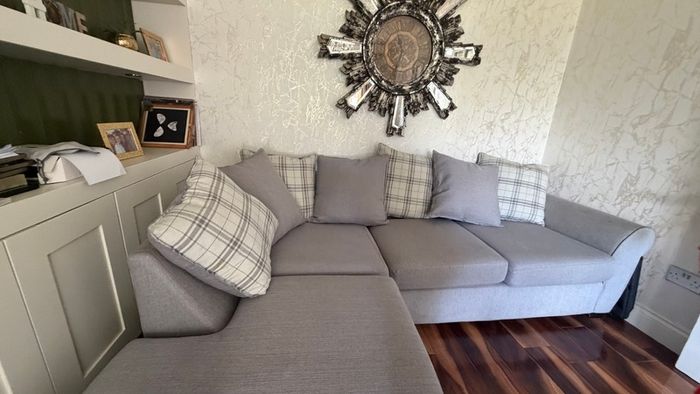 Sofa set