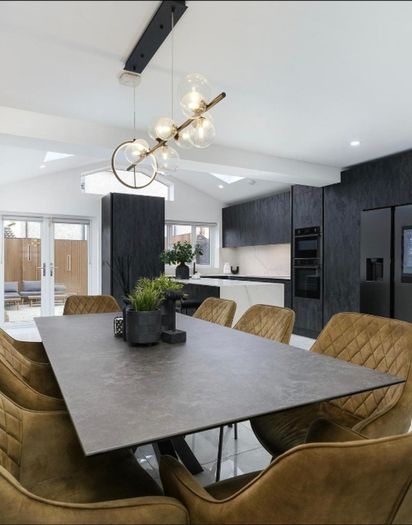 kitchen table. Modern Dining Table 2m x 1m Steel Base & Glass Top