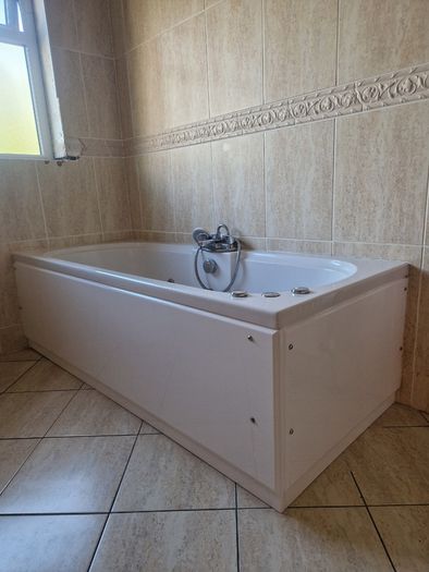 Jacuzzi  bath