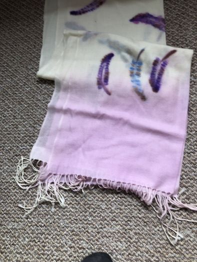 Morgan  Oates designer  Wool Scarf cream and lilac