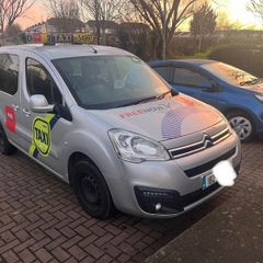 Taxi for rent Automatic