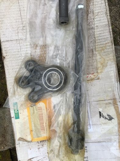 Peugeot 406, Citroen C6,  ball joint suspension. Level sensor brackets l, BALLJOINT SUPPORT