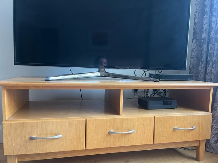 Solid Oak Display Unit and Coffee/Tv Table