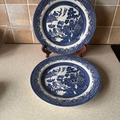 2 Churchill England 2 Dinner Willow plates 10.4"