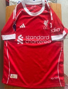 Liverpool jersey xs