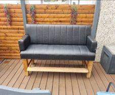 Pub Bench