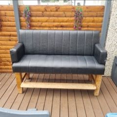 Pub Bench