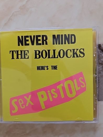 Sex Pistols CD  - Never Mind The Bollocks