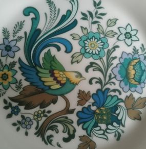 Display plate, Bone china