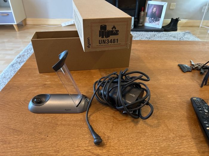 Dyson corrales charger