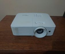 Projector Optoma HD27e
