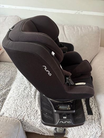 Nuna Rebl Plus Baby / Infant Car Seat