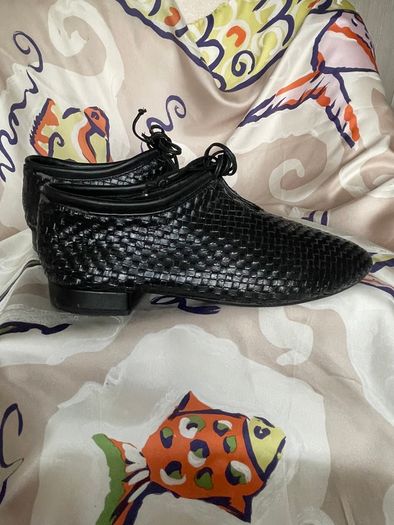 REBECCA WHITE Black Leather Woven Flats