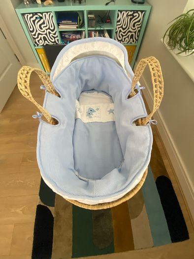Moses Basket with stand