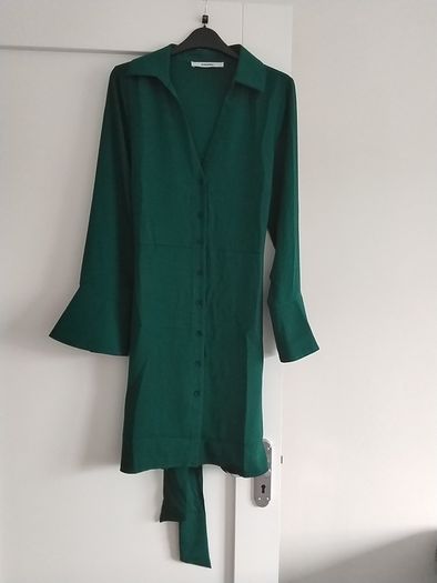 Dark green dress