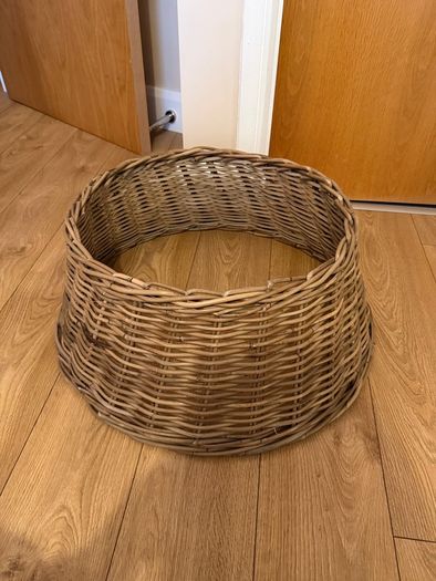 Christmas Tree wicker skirt