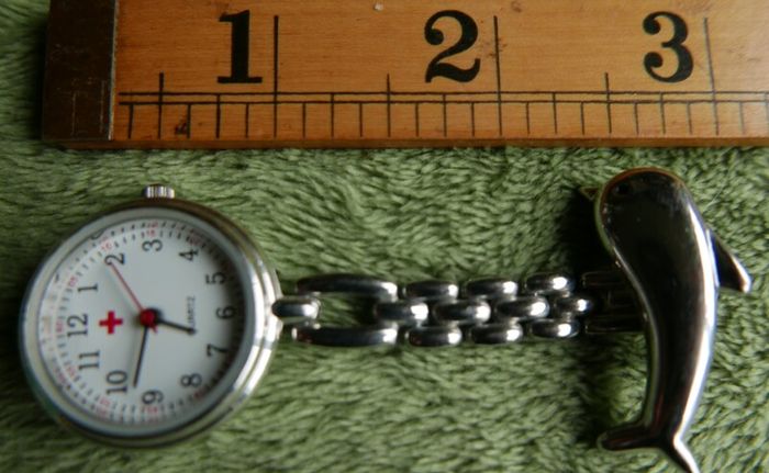 Nurse Fob Watch, Pocket Watch Dolphin Brooch Hanging Watch Nurse Watch