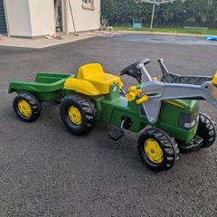 Rally Toys John Deere pedal tractor