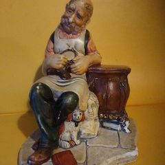 Vintage Collectable figurine With CERTIFICATE