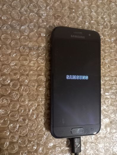 Samsung Galaxy A3 - Black