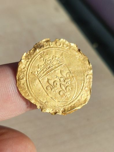 1498 French Louis XII Hammered Gold Ecu. Lovely coin.
