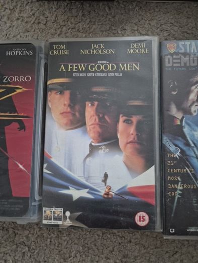 Vhs video tapes