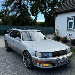 Lexus Ls400