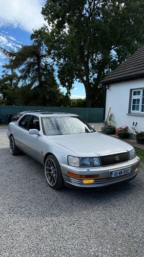 Lexus Ls400