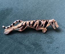 Large Vintage Tiger brooch