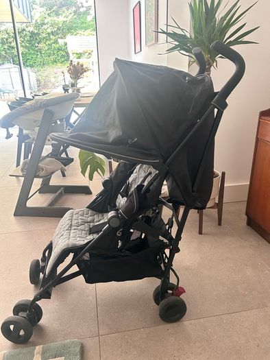 Travel buggy - umbrella fold