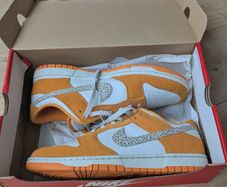 Nike Dunk Low Safari Swoosh - Kumquat Size UK 9
